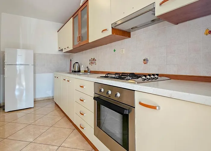 Διαμέρισμα Viola Two *