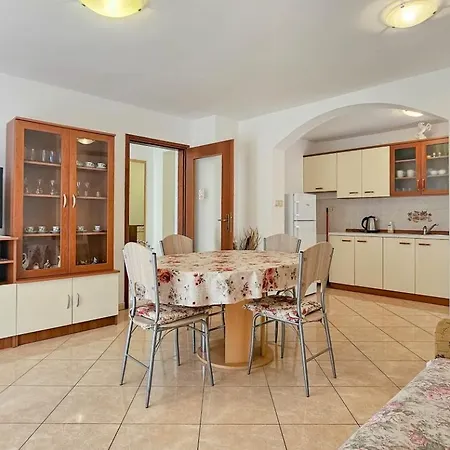 Viola Two * Novigrad Istria